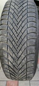 Zimná pneu.Pirelli Cinturato Winter 195/65r15