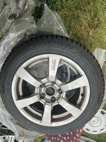 Predám elektróny wv goodyear Pneu zima 205/55 r16 - 1