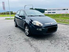 Fiat Punto 1.4i 2010  5 dverové 55 kw modrá farba tmavá