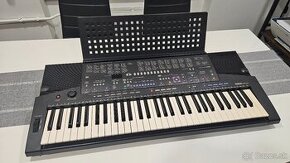 Klavesy piano yamaha psr-410