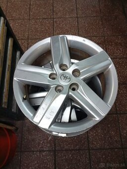 Toyota Auris originálne disky 17"