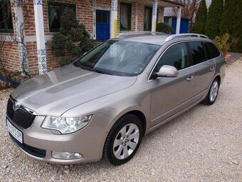 Škoda Superb Combi 1.4 TSI Elegance - 1