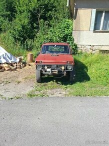 Lada Niva - 1