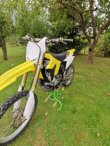 Suzuki rm 250 - 1