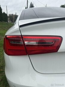 Predám 4ks zadných svetiel na Audi a6 c7