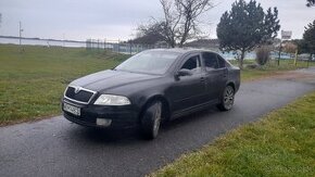 Predam skoda octavia 2