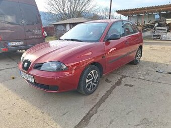 Seat ibiza 1.2htp 47kw 2003 rozpredam