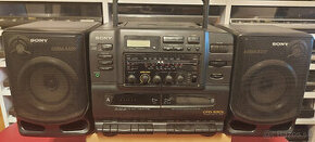 Predám vintage boombox rádiomagnetofón s CD Sony CFD-550L