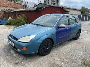 Ford Focus AUTOMAT 1.6 16V - 1