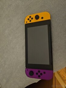 Nintendo switch+obal+2 hry - 1