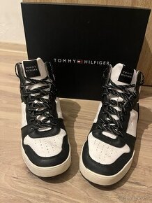 Topánky TOMMY HILFIGER