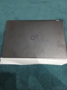 Fujitsu LIFEBOOK E4511