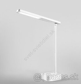 Stolna LED lampa