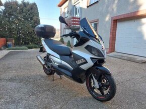 Aprilia SR 300 MAX