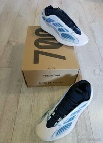 Yeezy 700 V3 Kyanite - 1