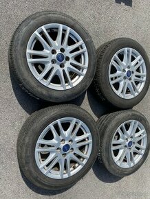 Al disky 16" na FORD Focus + pneu Pirelli