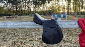 Jazdecké skokové sedlo Equipe Performance komora 2, 17"