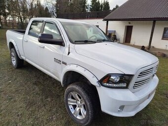 Dodge RAM 1500 5.7 V8 , SPORT , 4x4 , full vybava 2017 - 1