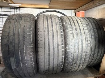 Bridgestone 245/45 r19