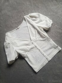 Biela bluzka s puf rukavmi - 1