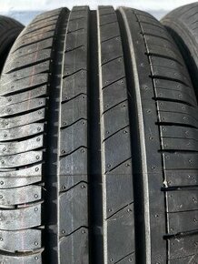 205/60R16 Hankook Kinergy 92V