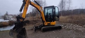 Bager JCB 8025 zts