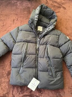 Moncler L bunda