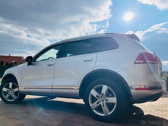 Volkswagen Touareg II 3.0 V6 TDI BMT Premium 4MOTION