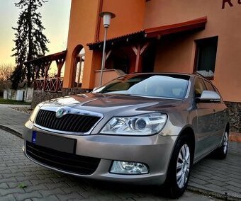 Škoda Octavia Combi 1.6 TDI CR Ambiente Max R.V.2012.