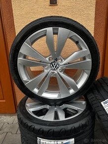 5x112 R18 7,5J ET50 Volkswagen + 225/40 R18 letné 2023 - 1