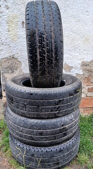 Predám 4-letné pneumatiky Nokian Cline 235/65 R16C