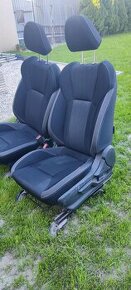 Subaru impreza sedadlá 2018