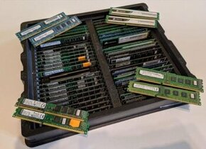 4GB DDR3 RAM moduly - 1