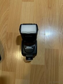 Nikon Speedlight SB-700