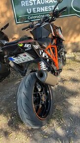 KTM SUPERDUKE 1290