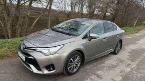 Avensis 2,0d