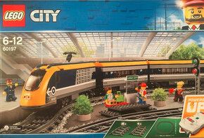 LEGO® CITY 60197 osobny vlak (r.2018)