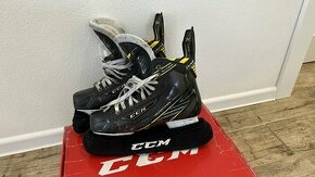 profi korčule CCM Super Tacks monoframe 360 - 1