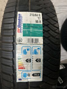 215/60R17 bfgoodrich