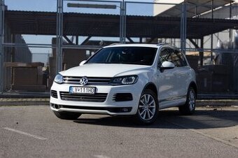 Volkswagen Touareg R-line 3.0TDI PREMIUM webasto - 1