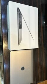 Dobrý deň, predám 13-palcový MacBook Pro 2016 - 1