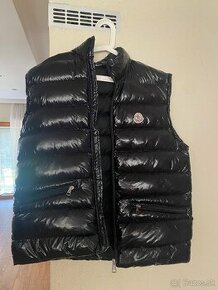 Moncler vesta