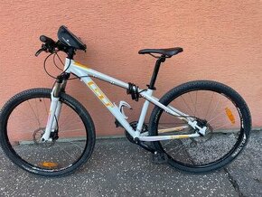 Horsky bicykel GT Avalanche 27,5