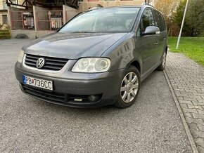 Volkswagen Touran 2.0TDI 7-miestne - 1