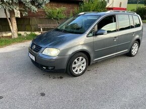 Volkswagen Touran 2.0TDI 7-miestne