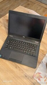 Lenovo e7270