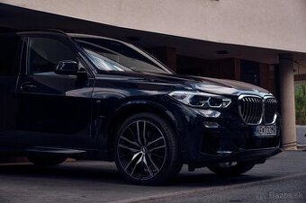 BMW X5 3,0d M packet, automat , 2019, kúpená v SR.