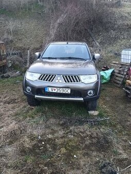 L200 triton