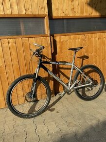 MTB bicykel Wheeler Eagle 26” Shimano XT