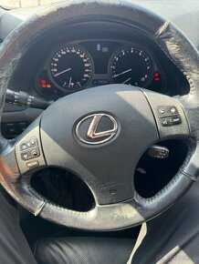 Lexus IS250 - 1